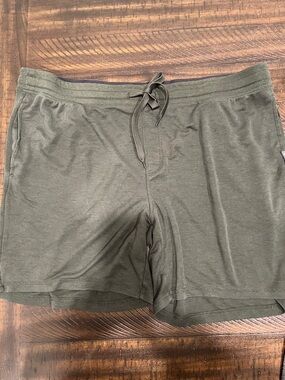 Eddie Bauer Olive Drawstring Athletic Shorts